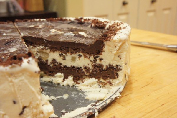 Ice Cream Cake // Serious Crust by Annie Fassler