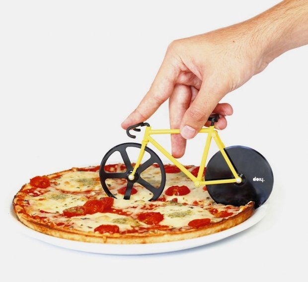 Fixie Bike Pizza Cutter // Weekend Finds on Serious Crust
